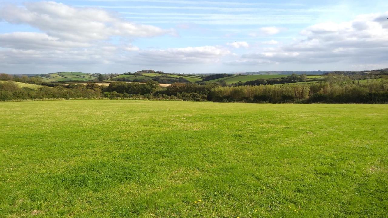 Shepherd'S Lodge - Shepherd'S Hut With Devon Views For Up To Two People And One Dog Wrangaton Bagian luar foto